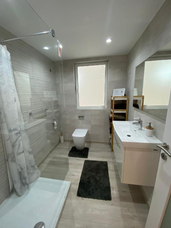 Modern Apartment With Large Outdoor Area - Sleeps 7, Close To Malta International Airport Luqa Dış mekan fotoğraf