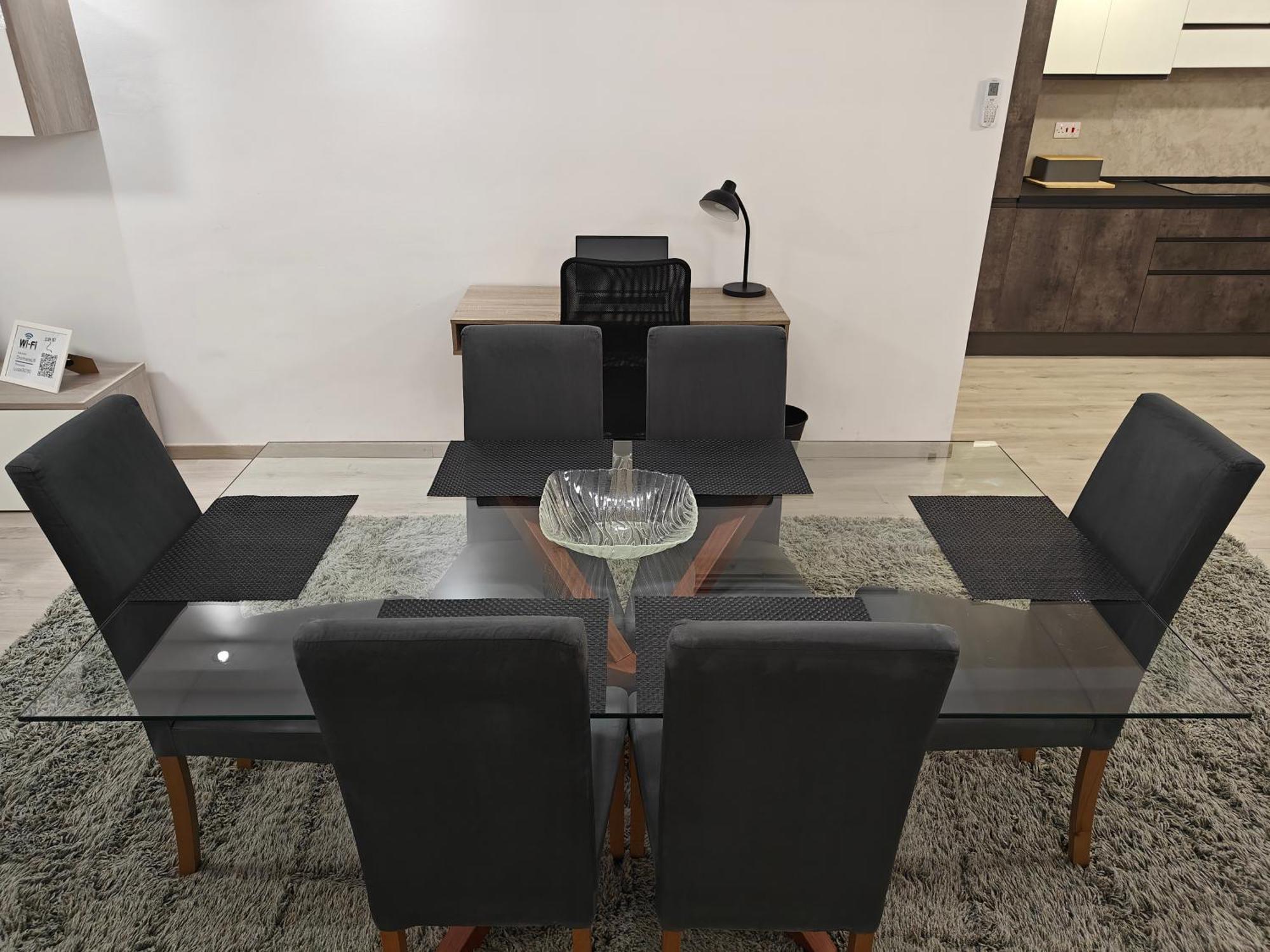 Modern Apartment With Large Outdoor Area - Sleeps 7, Close To Malta International Airport Luqa Dış mekan fotoğraf