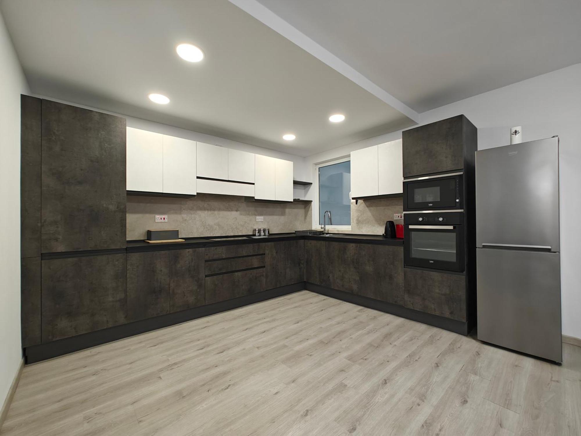 Modern Apartment With Large Outdoor Area - Sleeps 7, Close To Malta International Airport Luqa Dış mekan fotoğraf